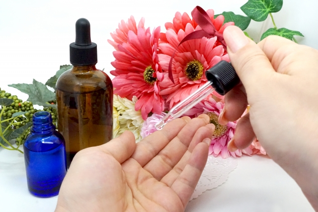 ビタミンC誘導体3タイプの浸透経路と働く時間の違い