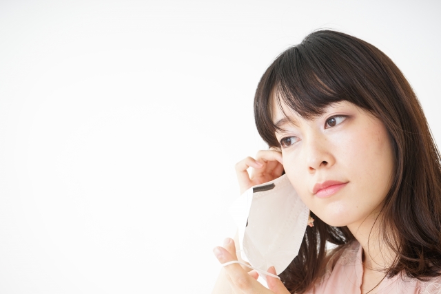 マスクを外す初夏に見直したい「毛穴レス見え」ベースメイク｜薬用クッションファンデと下地のなじませテク